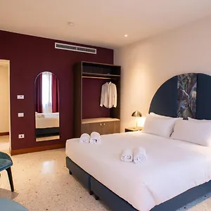 https://ca-fortuny.hotelinveneto.com