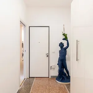 Private Roma