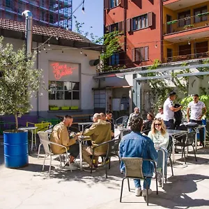 Bovisa Urban Garden Hostel Milan